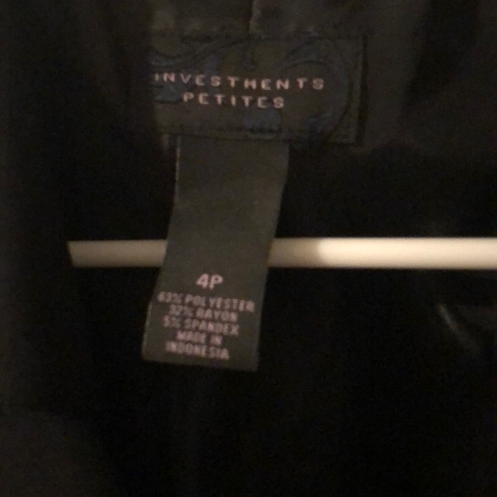 Blazer - Picture 2 of 3